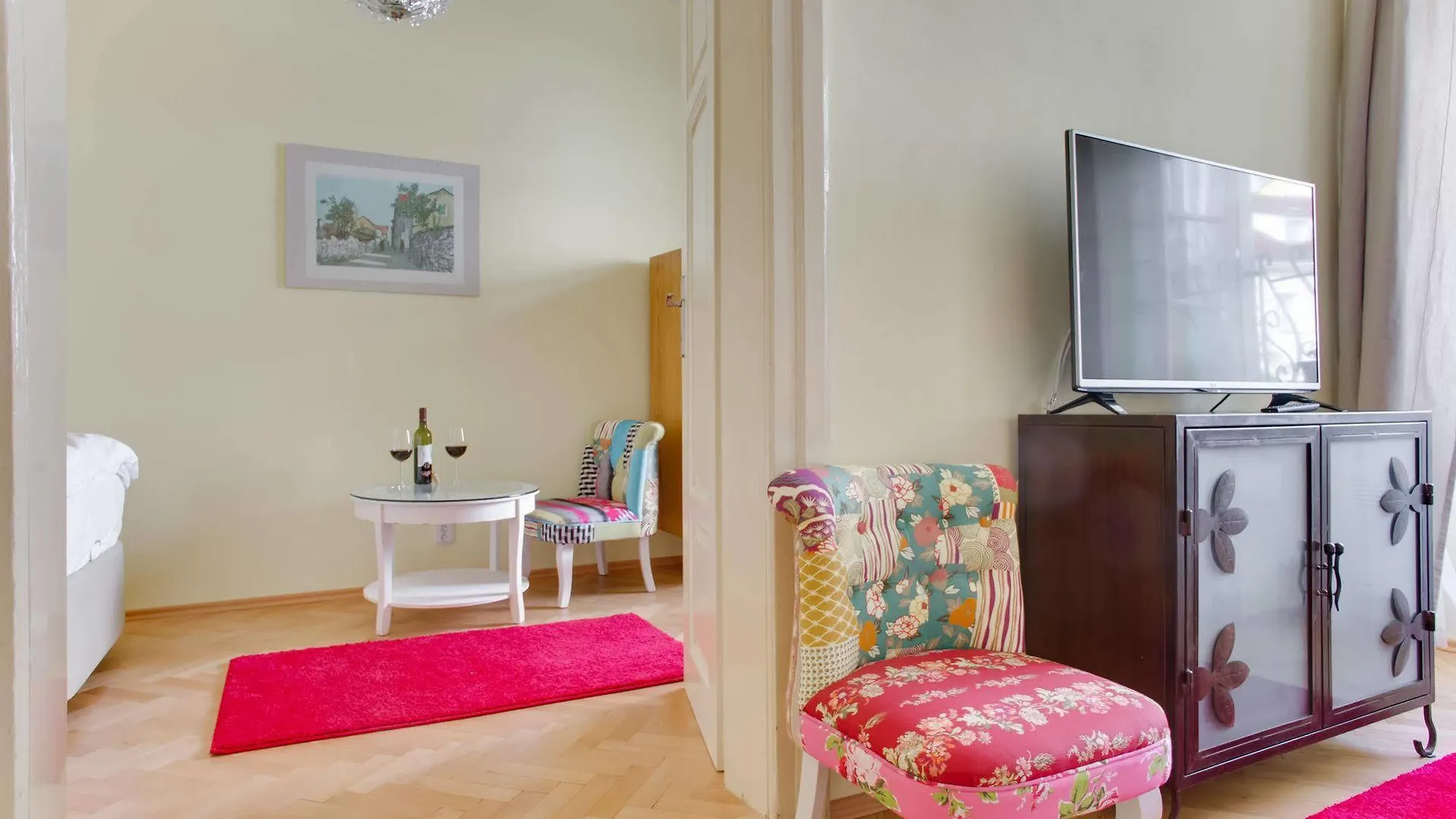Prague Siesta Apartments Чехия