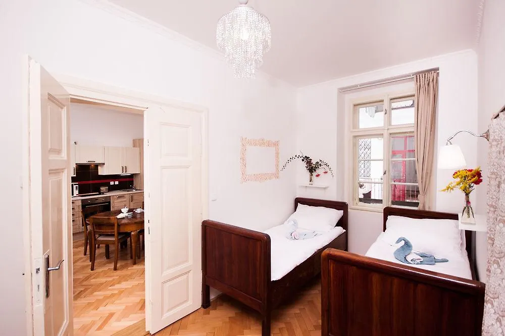 Prague Siesta Apartments 0*,